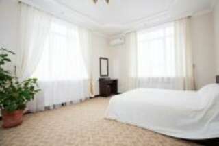 Гостиница Sweet Hall Краснодар Люкс-2