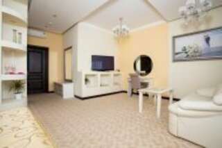 Гостиница Sweet Hall Краснодар Классический люкс-3